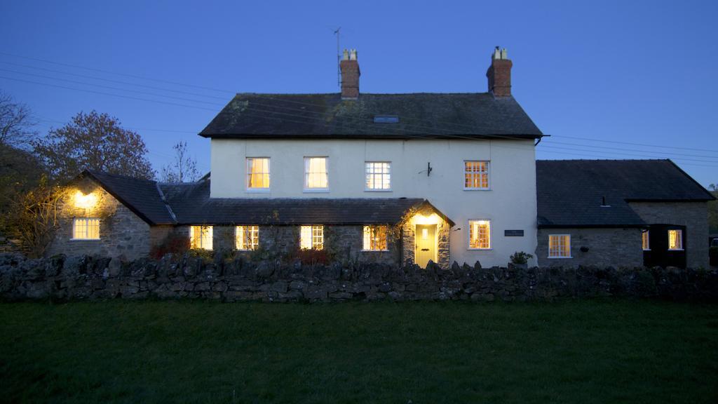 Coach House Bishop's Castle Exterior photo