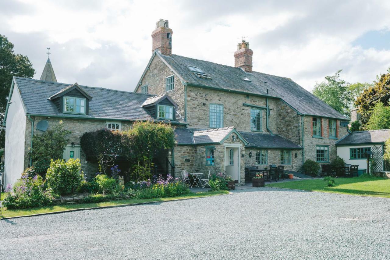 Coach House Bishop's Castle Exterior photo